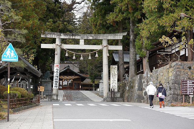 春宮鳥居