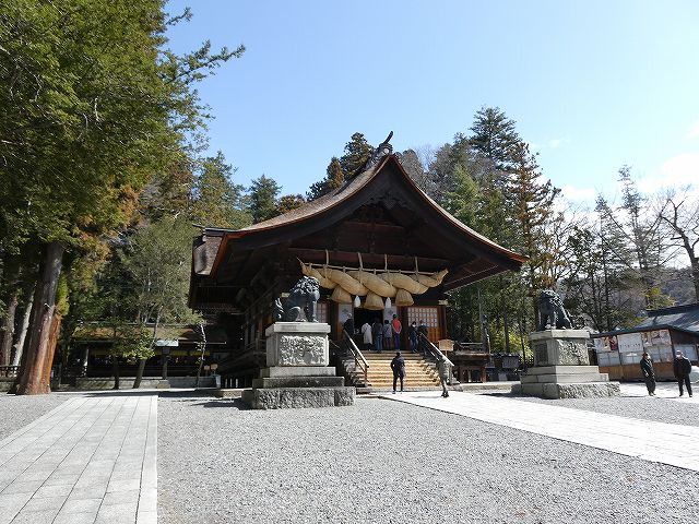 下社秋宮　神楽殿