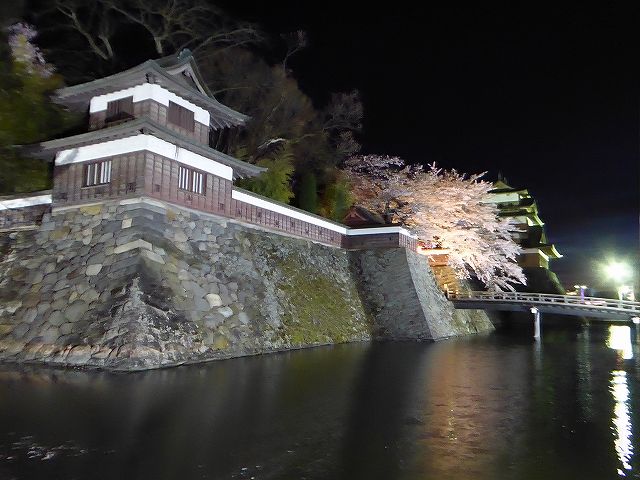 高島城の角櫓（すみやぐら）