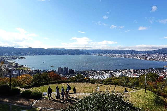 立石公園からの諏訪湖の眺め