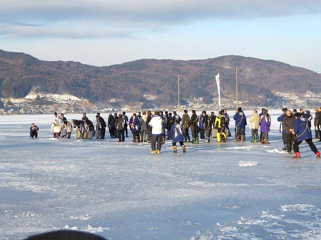 諏訪湖御神渡り